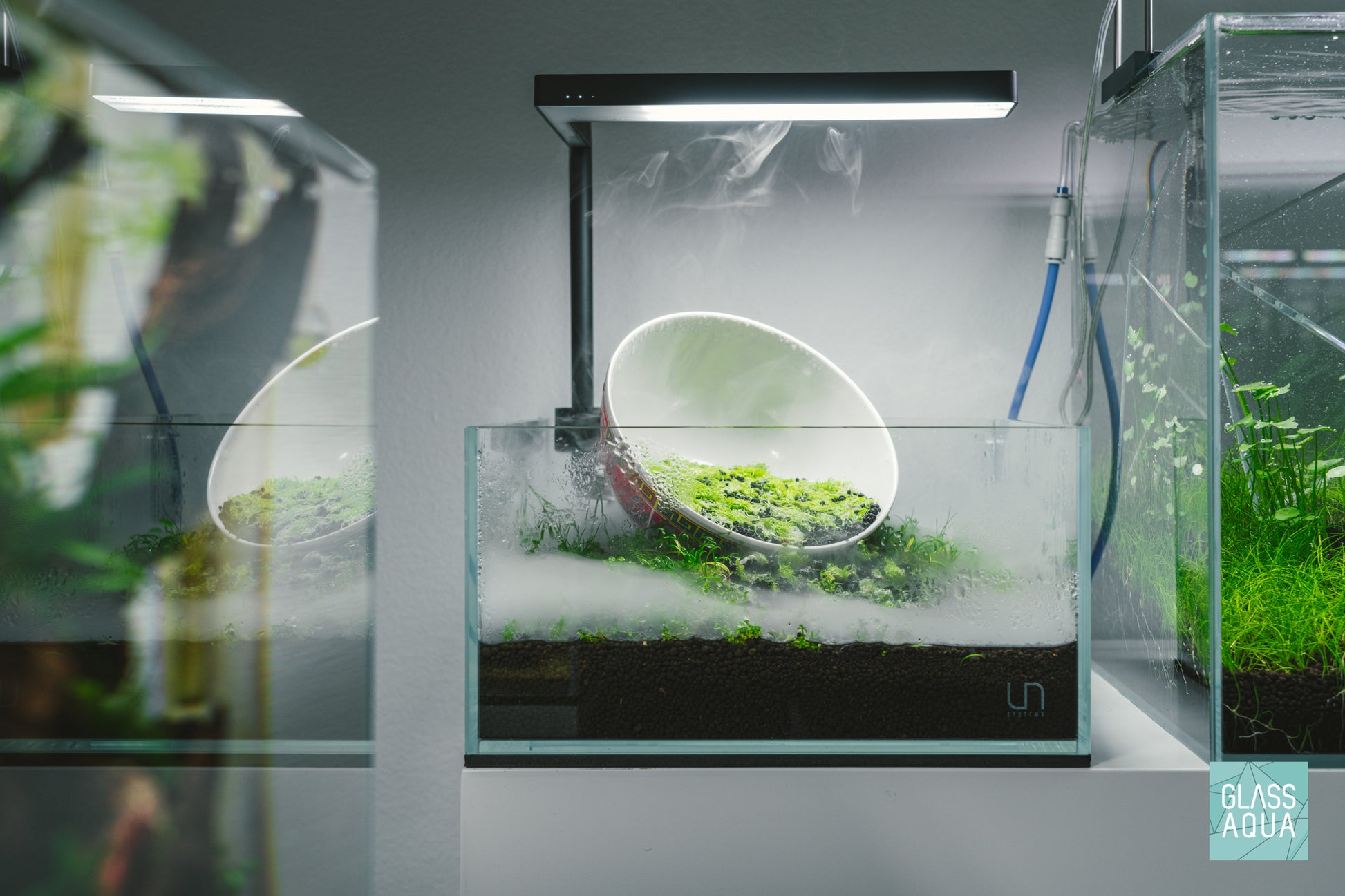 Ultum Nature Systems UNS 5S Shallow nano planted aquarium