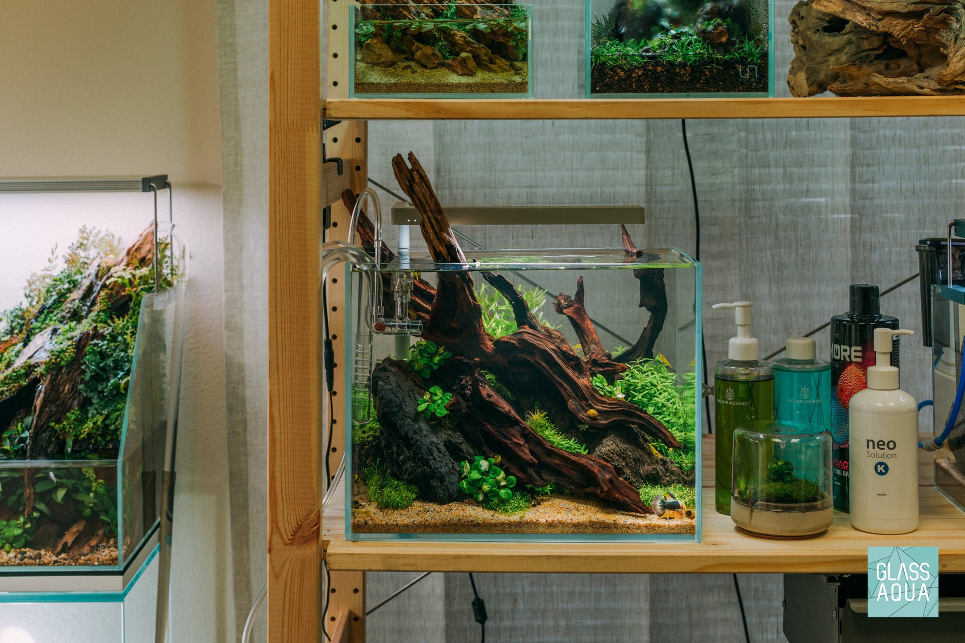 UNS Substrate System - ControSoil, ControSand Mojave & ControBase (Brown) - Glass Aqua