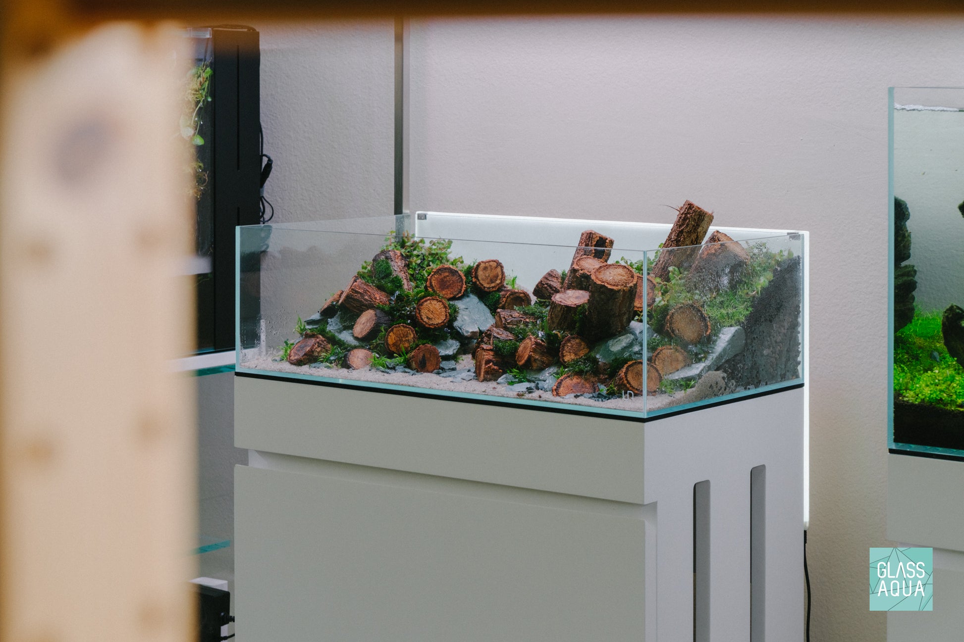 Ultum Nature Systems UNS 60S 10 Gallon Shallow Rimless Glass Aquarium Hardscape