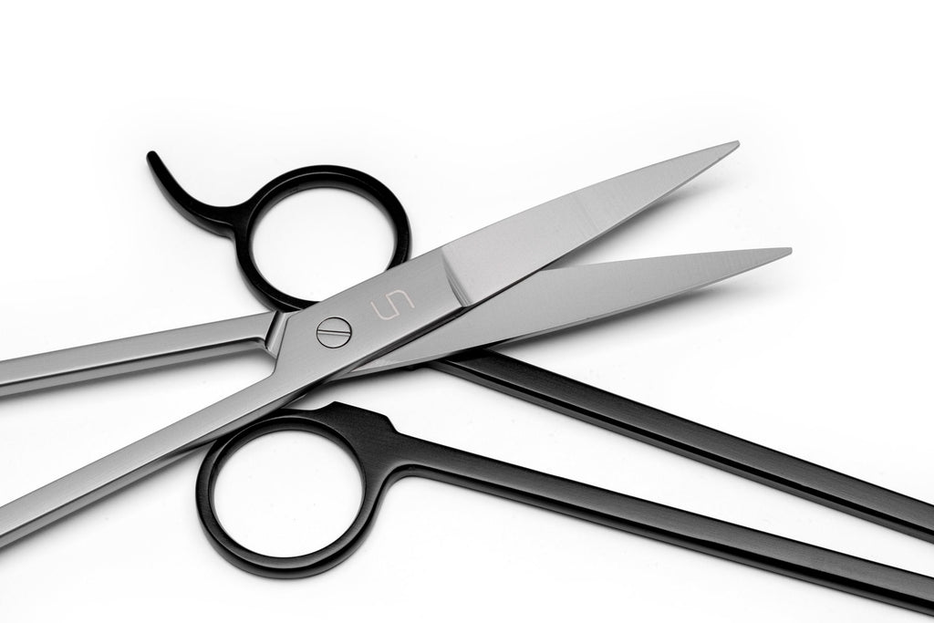 Ultum Nature Systems Pro Aquascaping Tools - Wave Scissors in black and grey