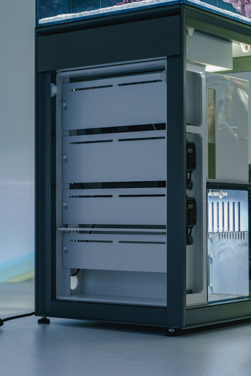 Ultum Nature Systems UNS Shallow Reef System R90 - Glass Aqua