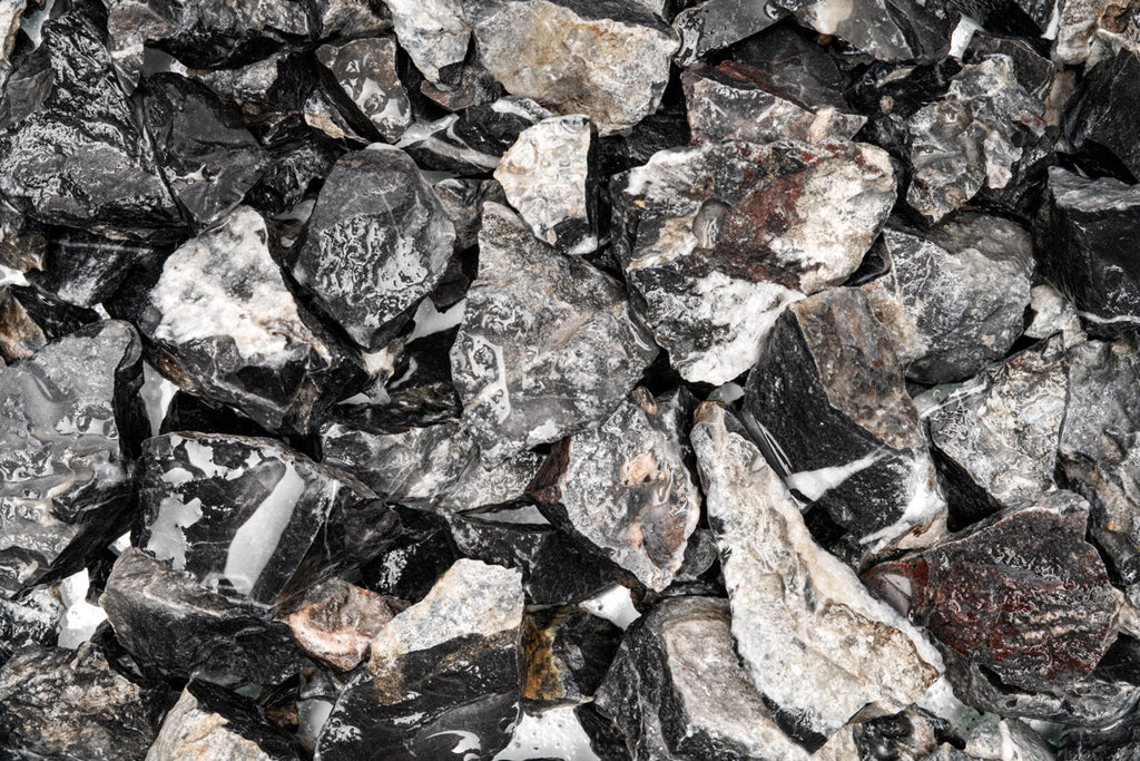 Close-up details of crushed seiryu accent gravel when wet or submerged in aquariums.