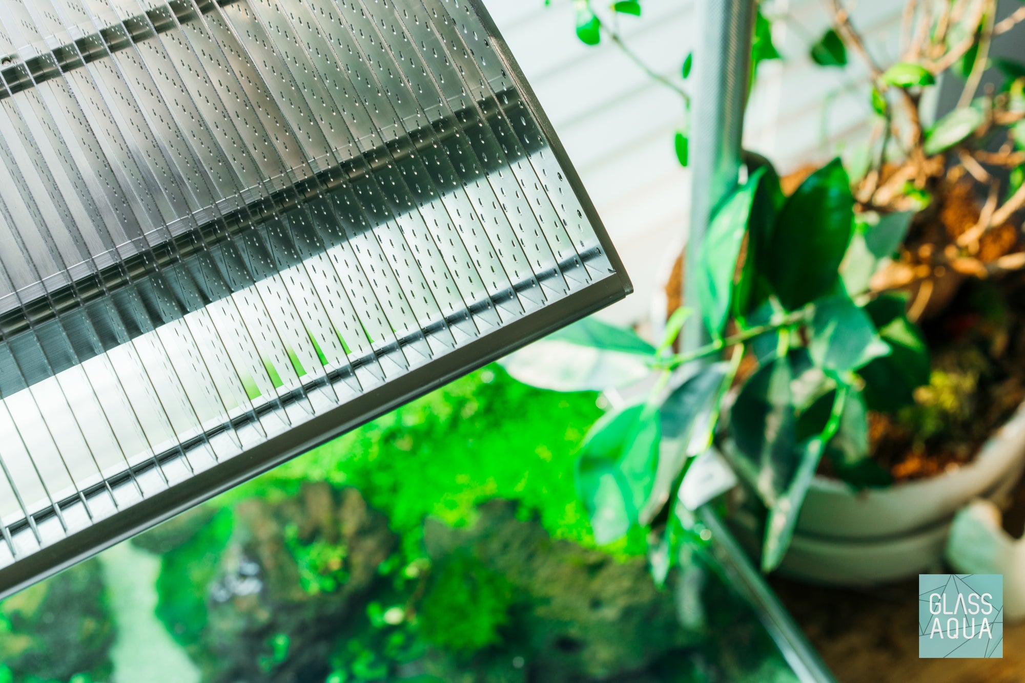 Shop Ultum Nature Systems Titan 1 RGB LED Aquarium Light Lighting - Glass Aqua