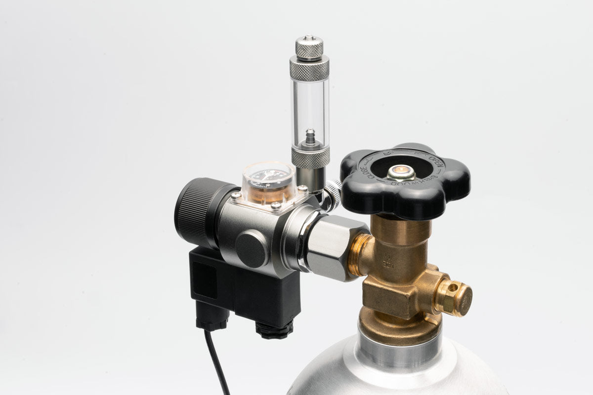 Shop UNS Mini CO2 Dual Stage Regulator CO2 - Glass Aqua