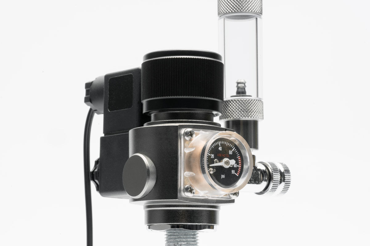 Shop UNS Mini CO2 Dual Stage Regulator CO2 - Glass Aqua
