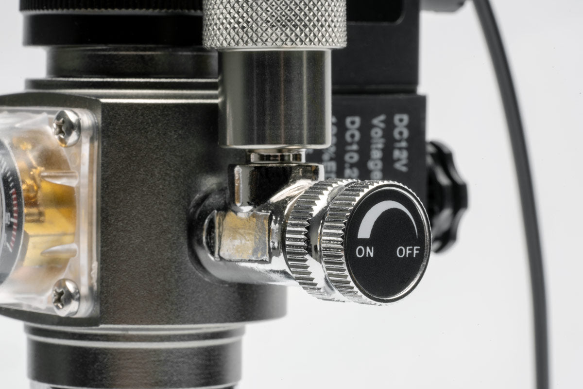 Shop UNS Mini CO2 Dual Stage Regulator CO2 - Glass Aqua